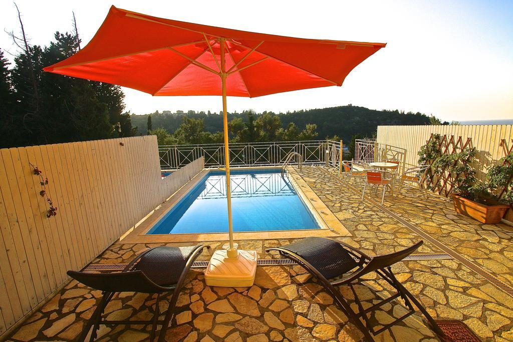 Agios Nikitas View Villa Екстериор снимка
