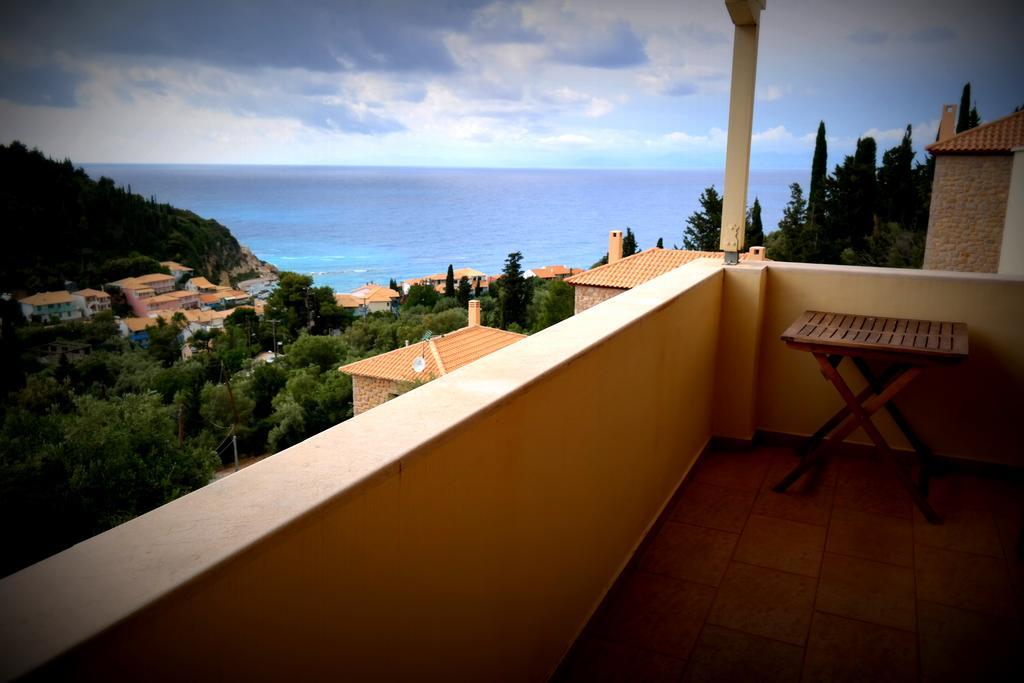 Agios Nikitas View Villa Екстериор снимка